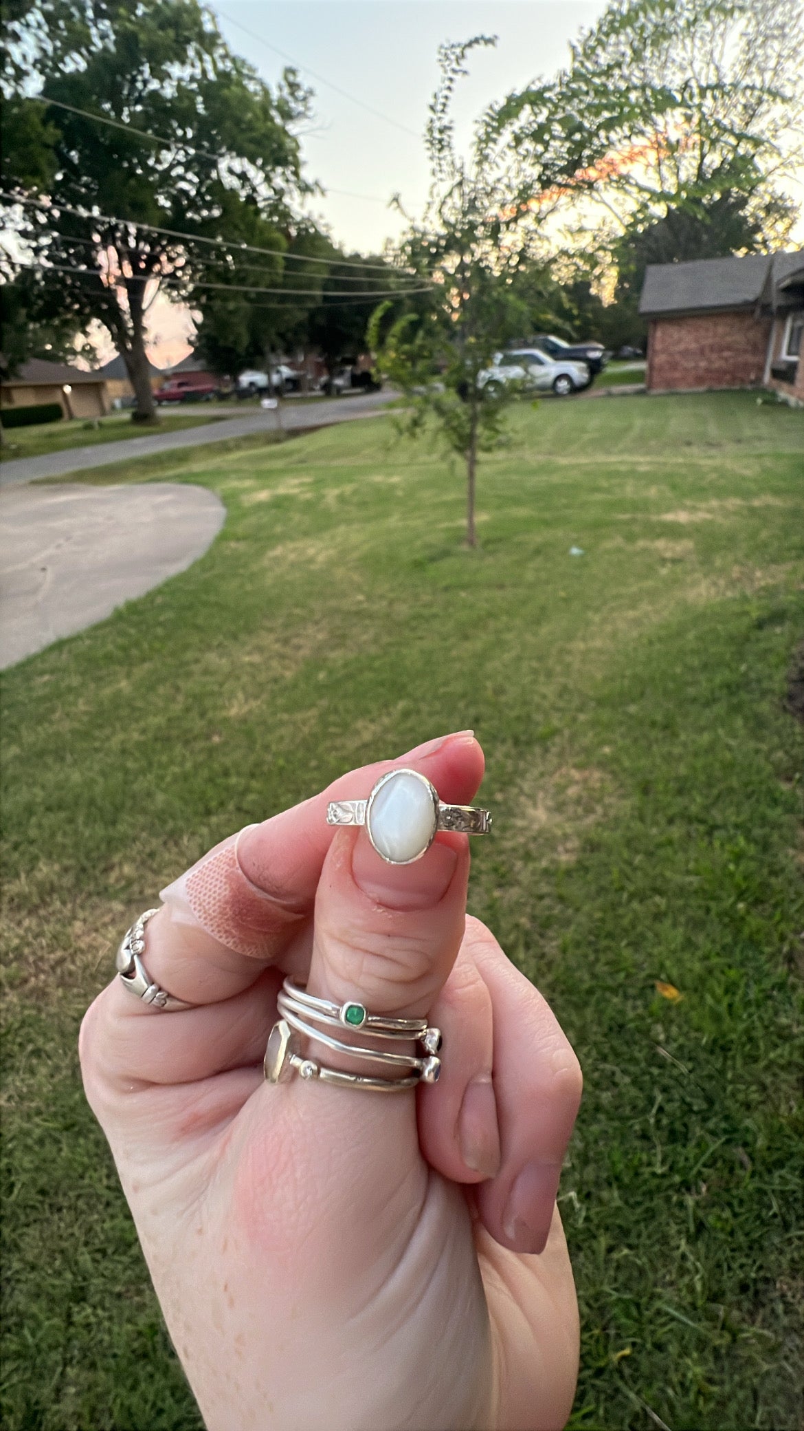 Mother of Pearl Sterling Silver Ring (small stone and decorative band)