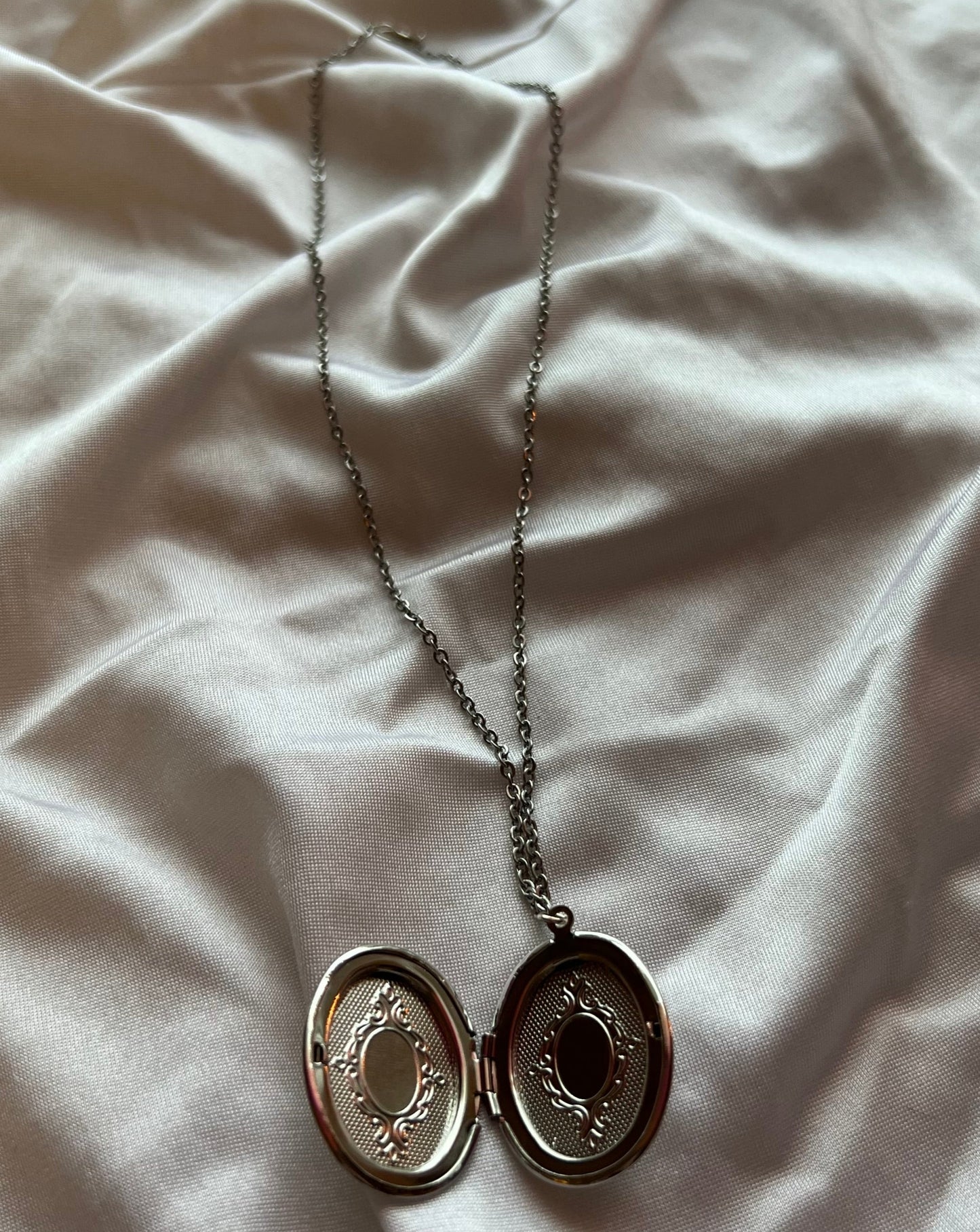 locket necklace