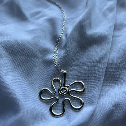 groovy vintage flower necklace