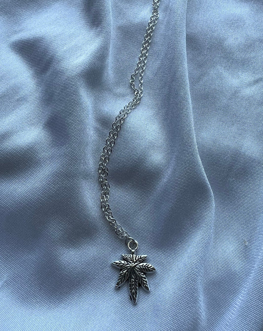 silver leaf necklace