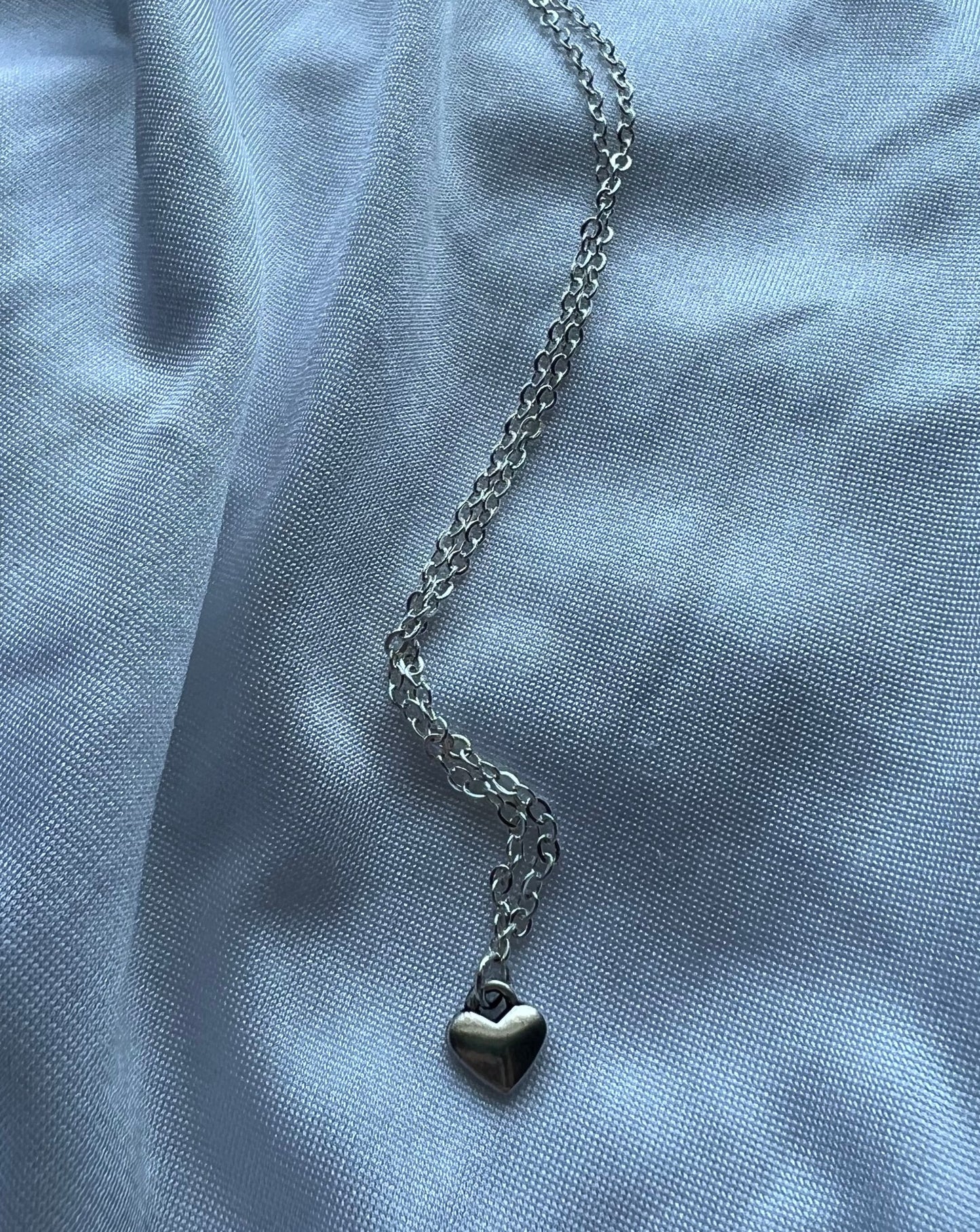 dainty heart necklace