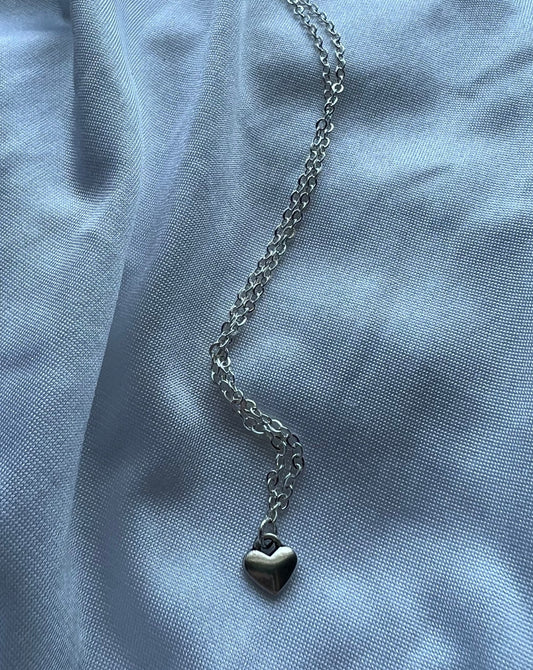 dainty heart necklace