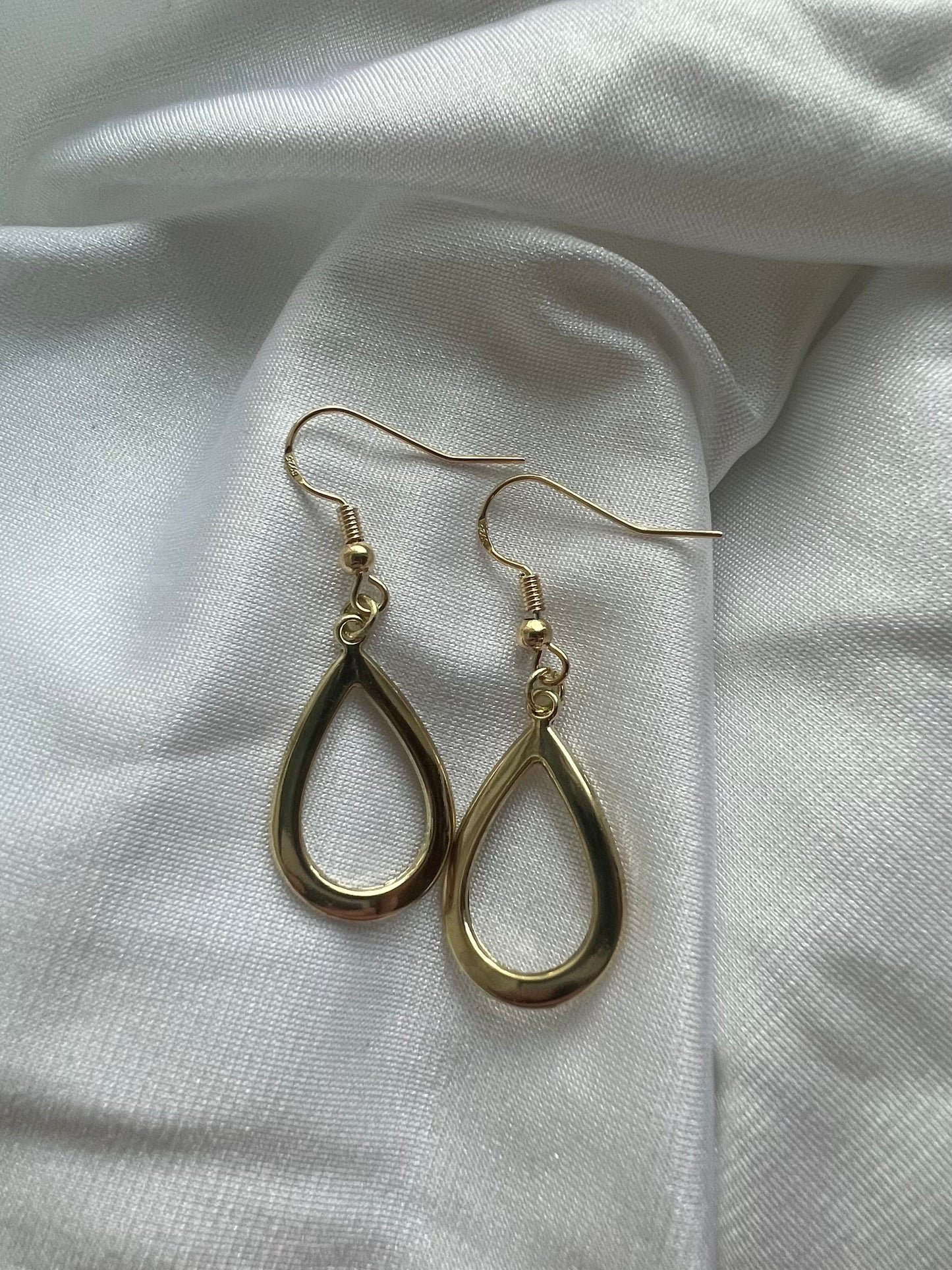new gold geometric earrings