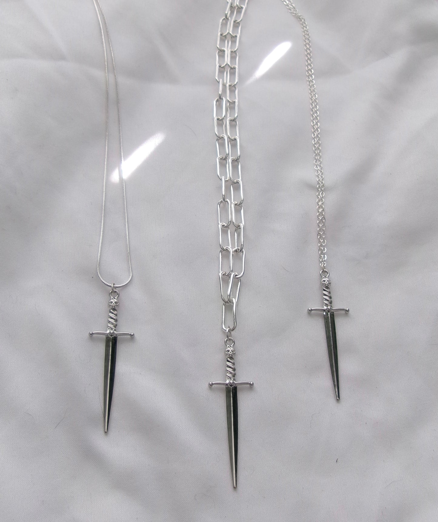 realistic heart necklace