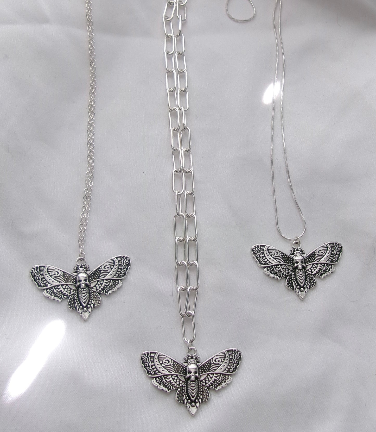 realistic heart necklace