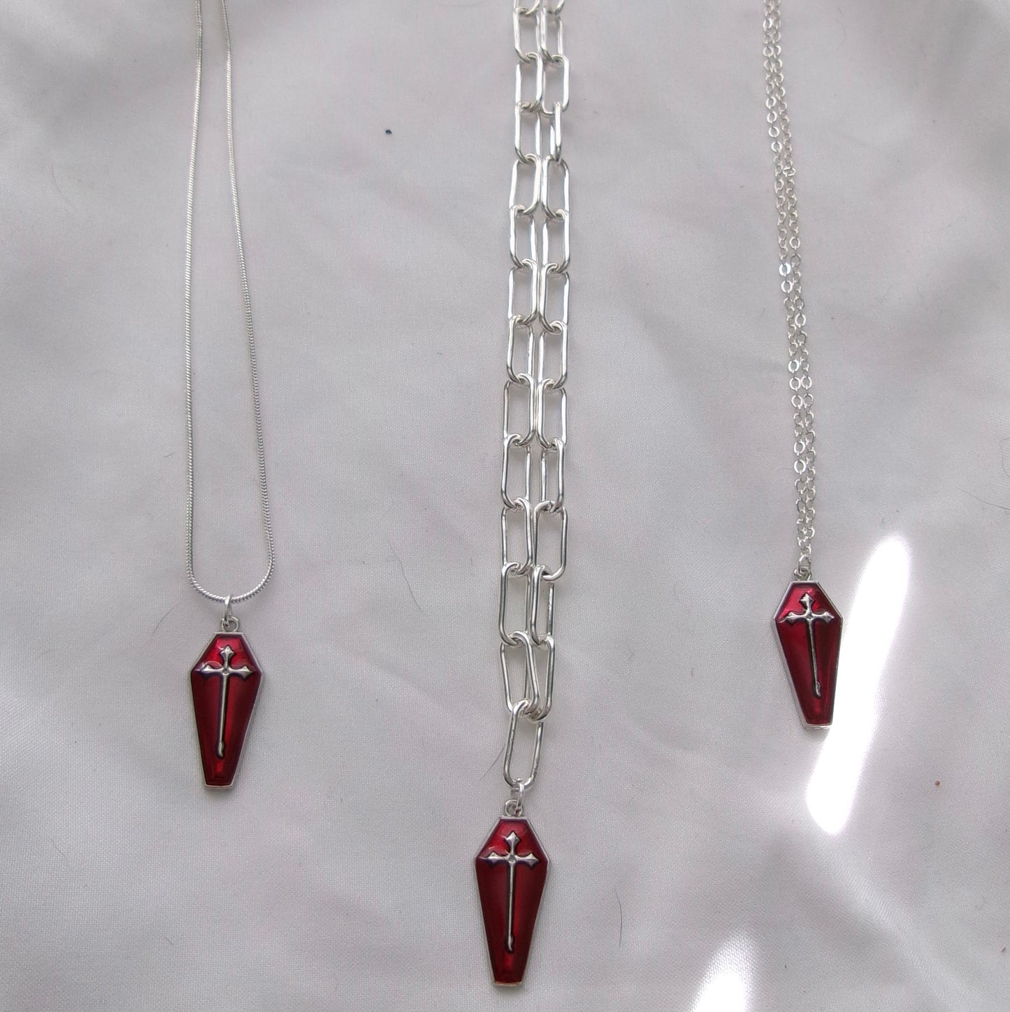 realistic heart necklace